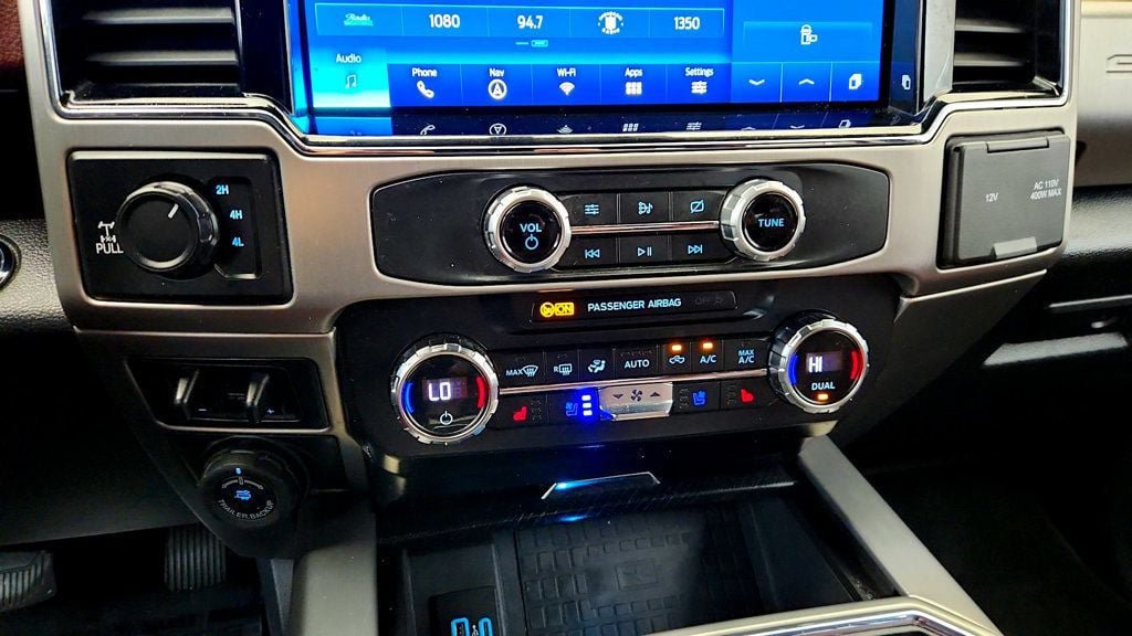 Used 2022 Ford F250 Platinum w/ FX4 Off-Road Package AWD/4WD image 21