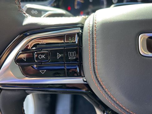 New 2026 Jeep Grand Cherokee L Summit image 14