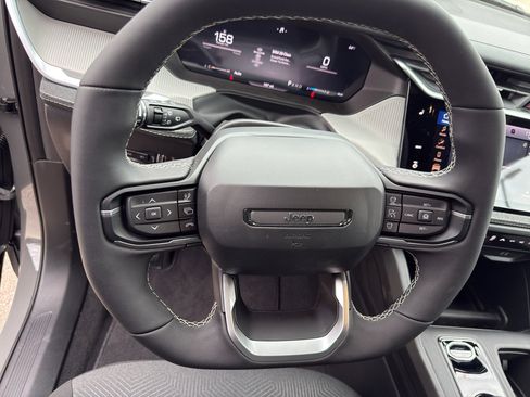 New 2026 Jeep Cherokee Laredo AWD/4WD image 17