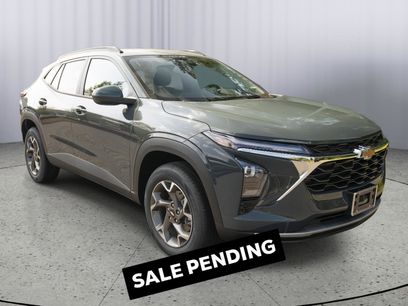 New 2025 Chevrolet Trax LT w/ Driver Confidence Package