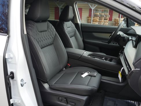 New 2026 Nissan Murano Platinum w/ Cargo Package AWD/4WD image 26