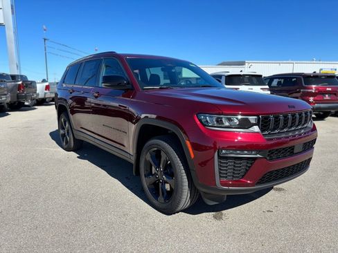 New 2026 Jeep Grand Cherokee L Limited AWD/4WD image 8