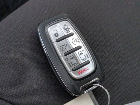 Used 2023 Chrysler Voyager LX FWD image 27