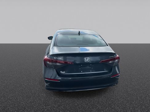 Used 2025 Honda Civic Sport image 8