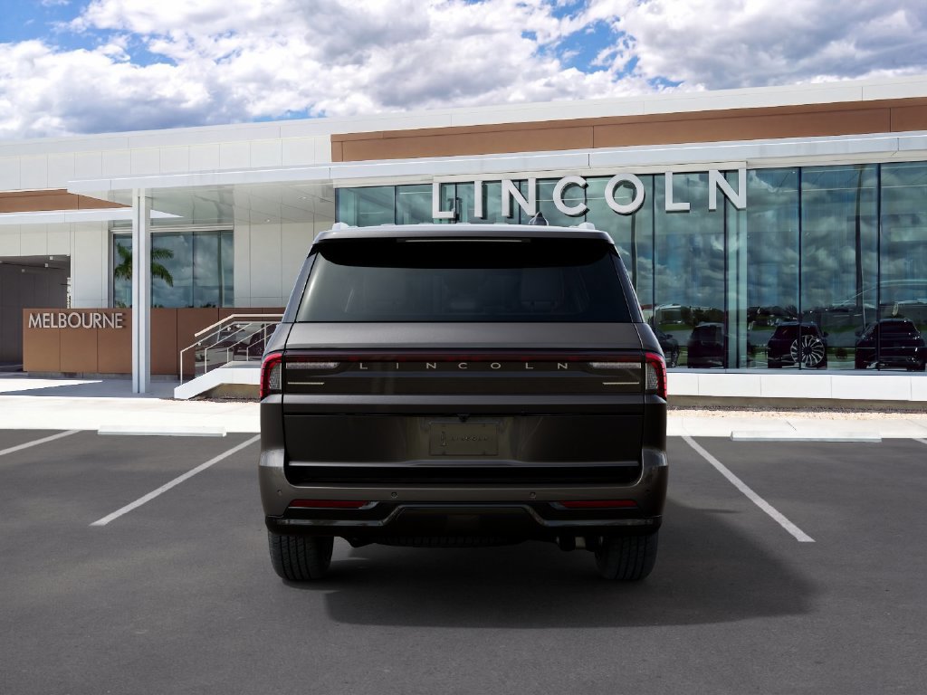 New 2027 Lincoln Navigator Black Label AWD/4WD image 7