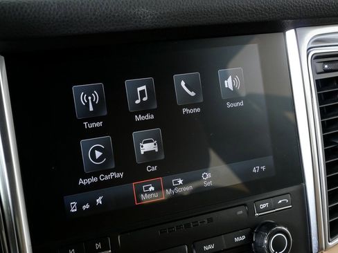 Used 2017 Porsche Macan image 14