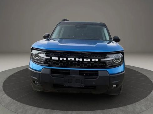 Used 2025 Ford Bronco Sport Outer Banks w/ Outer Banks Tech Package+ AWD/4WD image 2