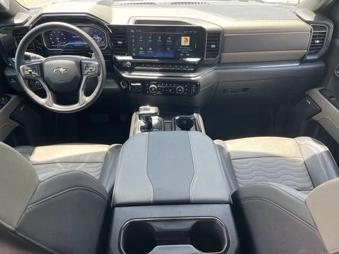Used 2024 Chevrolet Silverado 1500 ZR2 w/ Technology Package AWD/4WD image 9
