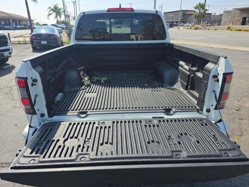 Used 2026 Nissan Frontier PRO-4X AWD/4WD image 8