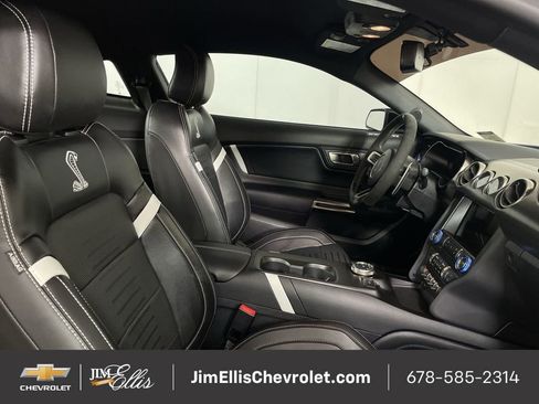 Used 2021 Ford Mustang Shelby GT500 w/ Technology Package image 27