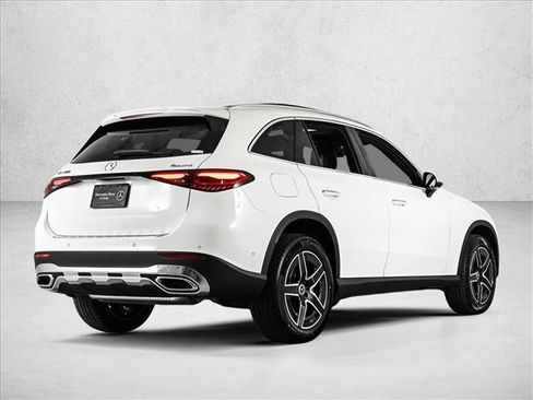 Certified 2026 Mercedes-Benz GLC 300 4MATIC image 5