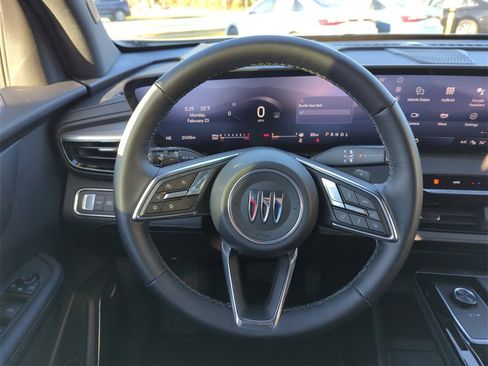 Used 2025 Buick Enclave Preferred image 15