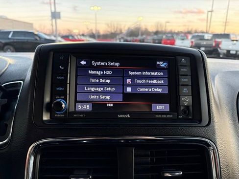 Used 2019 Dodge Grand Caravan GT image 17