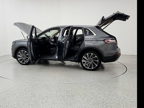 Used 2023 Lincoln Nautilus Reserve w/ Equipment Group 201A AWD/4WD image 12