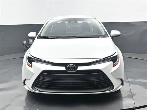 New 2026 Toyota Corolla LE image 18