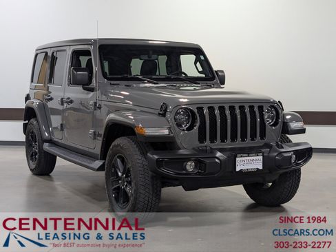 Used 2023 Jeep Wrangler Unlimited Sahara image 1