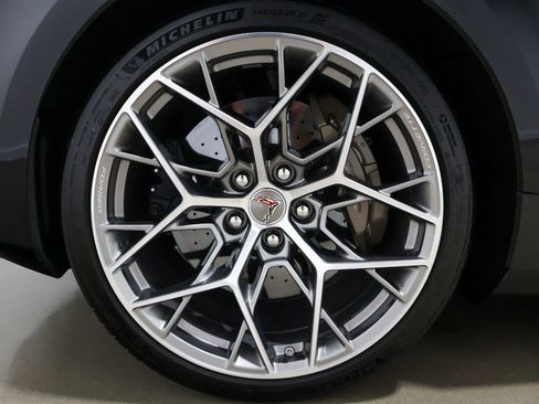 Used 2026 Chevrolet Corvette ZR1 w/ ZR1 Carbon Fiber Aero Package image 33