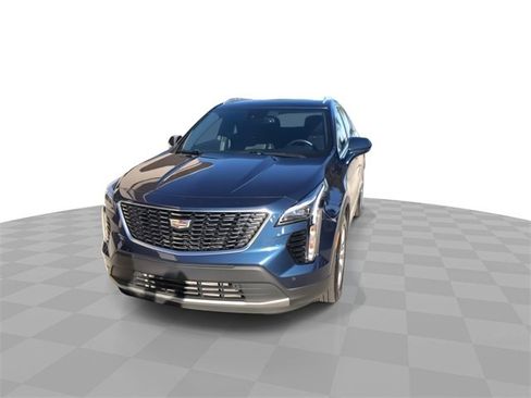 Used 2020 Cadillac XT4 Premium Luxury image 5