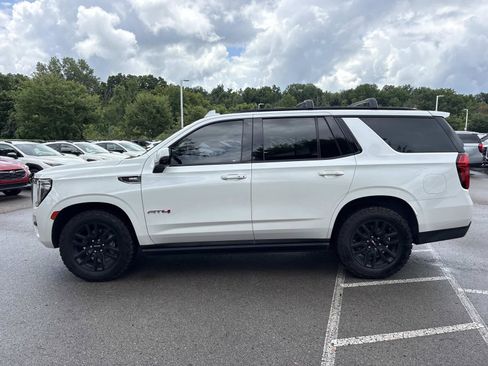 Used 2021 GMC Yukon AT4 w/ AT4 Premium Plus Package AWD/4WD image 5