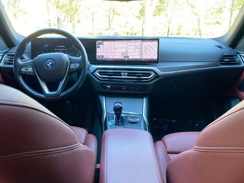 Used 2023 BMW i4 eDrive40 image 23