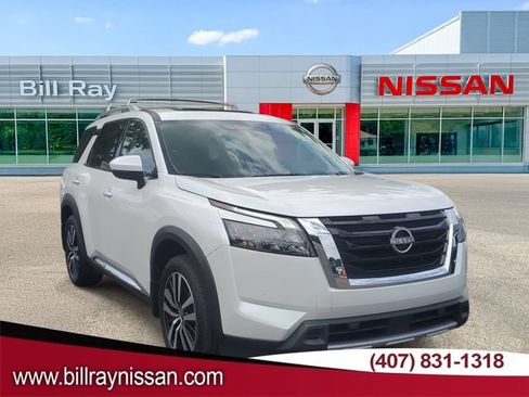 Used 2025 Nissan Pathfinder Platinum w/ Cargo Package FWD image 1
