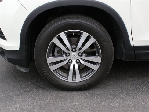 Used 2018 Honda Pilot Elite image 37