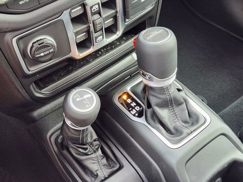 New 2026 Jeep Gladiator Sport image 15