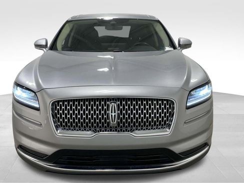 Used 2022 Lincoln Nautilus Standard image 5