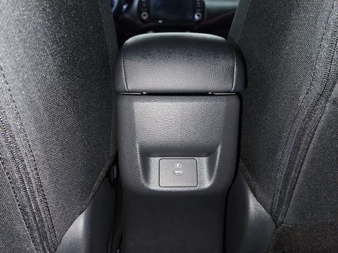 Used 2024 Nissan Versa SR w/ Trunk Package image 19