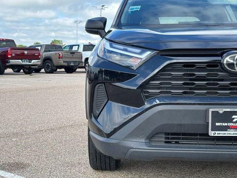 Certified 2025 Toyota RAV4 LE FWD image 4