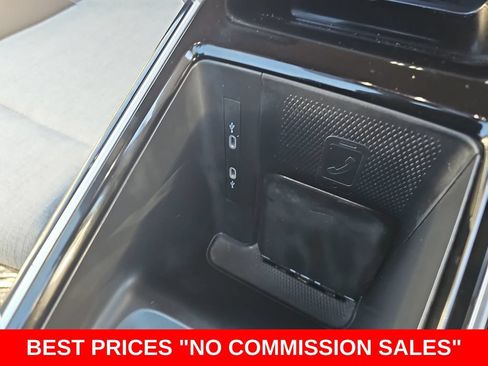 Used 2023 Volkswagen ID.4 Pro AWD/4WD image 24