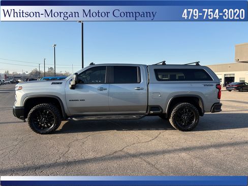 Used 2025 Chevrolet Silverado 2500 LT w/ Trail Boss Package image 2