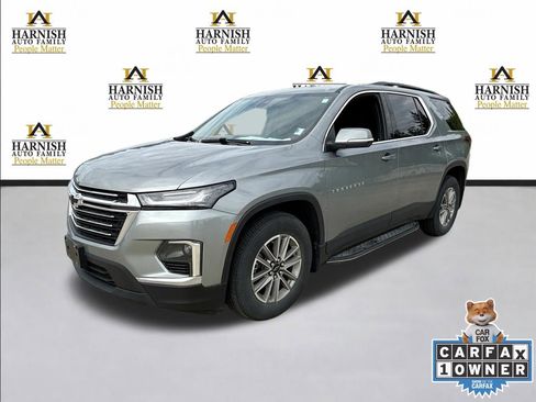 Used 2023 Chevrolet Traverse LT w/ LPO, Floor Liner Package AWD/4WD image 1