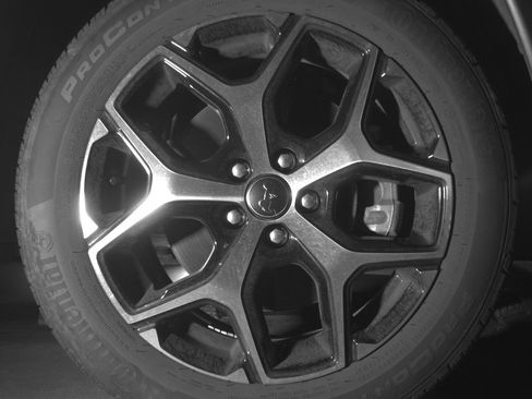 Used 2025 Jeep Compass Limited image 13