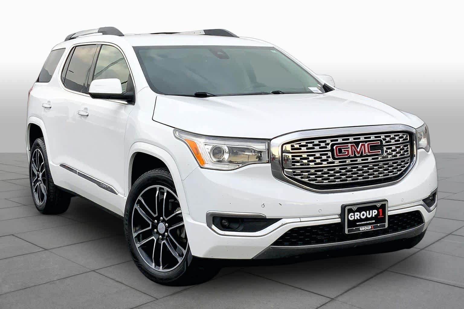 Used 2019 GMC Acadia Denali AWD/4WD image 3