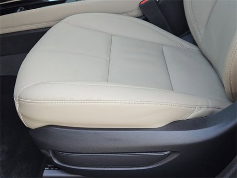 New 2025 Lincoln Corsair Reserve w/ Equipment Group 202A image 23