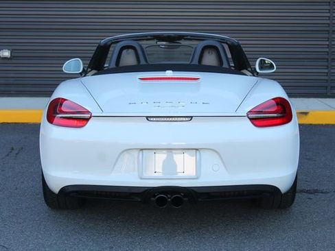 Used 2015 Porsche Boxster S image 6