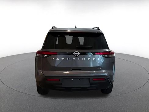 Used 2025 Nissan Pathfinder SV AWD/4WD image 12