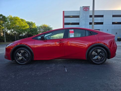 New 2026 Toyota Prius LE image 8