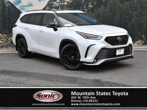 Used 2023 Toyota Highlander XSE AWD/4WD image 1