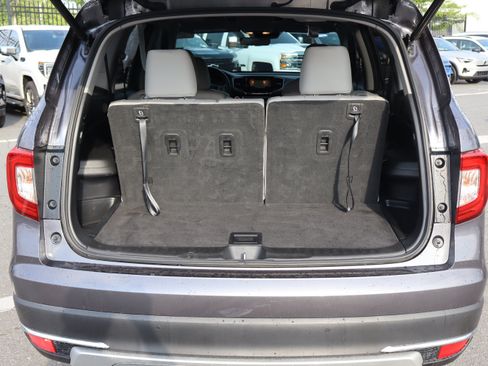 Used 2019 Honda Pilot Touring image 35