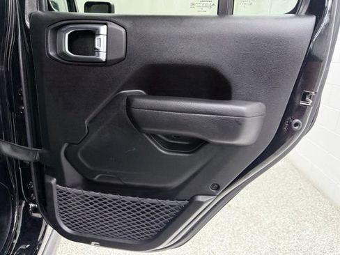 Used 2023 Jeep Wrangler Unlimited w/ Sun & Screen Package AWD/4WD image 20