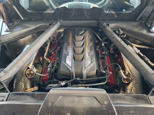 Used 2024 Chevrolet Corvette Stingray Preferred Cpe w/ Z51 Performance Package RWD image 30