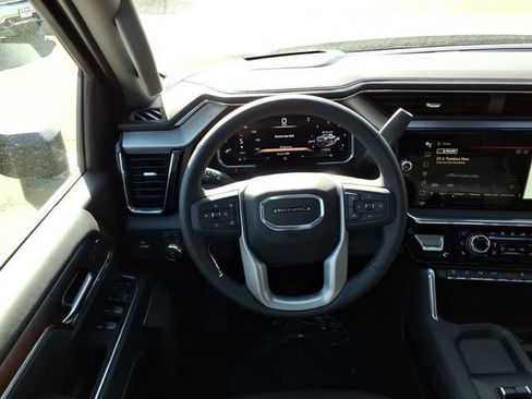 New 2026 GMC Sierra 3500 Denali w/ Denali Reserve Package AWD/4WD image 14