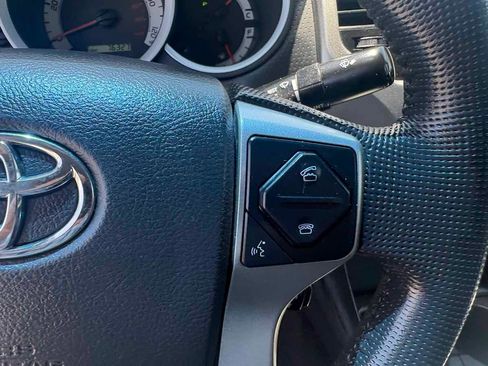 Used 2014 Toyota Tacoma PreRunner w/ TRD Sport Package RWD image 22