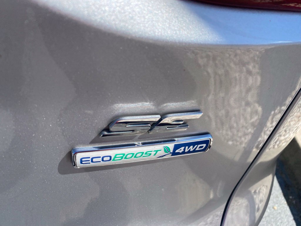 Used 2016 Ford Escape SE w/ SE Chrome Package AWD/4WD image 14