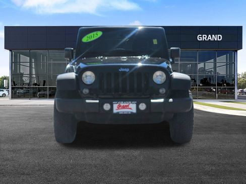 Used 2015 Jeep Wrangler Unlimited Sport w/ Quick Order Package 24S AWD/4WD image 3
