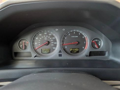 Used 2006 Volvo XC70 Ocean Race Edition AWD/4WD image 33
