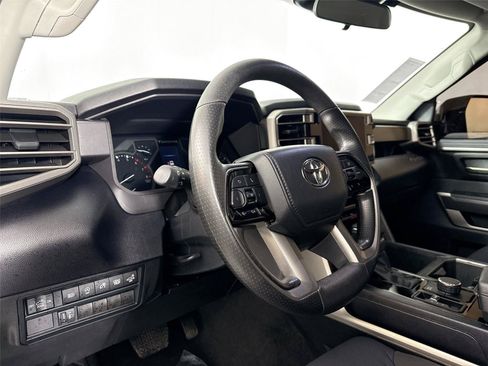 Used 2023 Toyota Tundra SR5 w/ SR5 Convenience Package AWD/4WD image 4