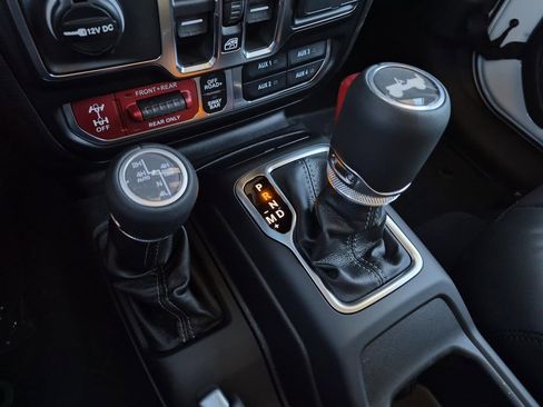 New 2026 Jeep Wrangler Unlimited Rubicon image 24